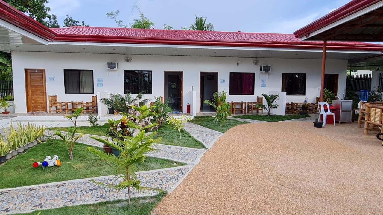 Babas Guesthouse 莫阿尔博阿 外观 照片