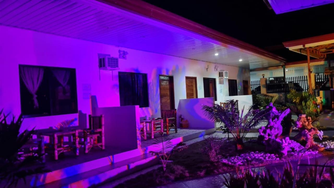 Babas Guesthouse 莫阿尔博阿 外观 照片